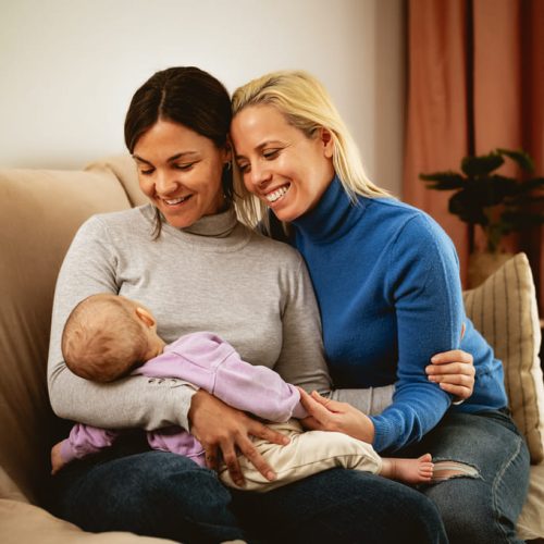 Family Aims, aliado de parejas LGBTQ+ en gestación subrogada en Florida